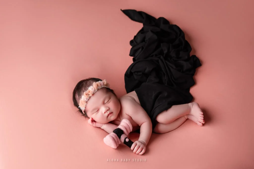 Đón tay trẻ sơ sinh 5 kiểu người tuyệt đối không được làm_1