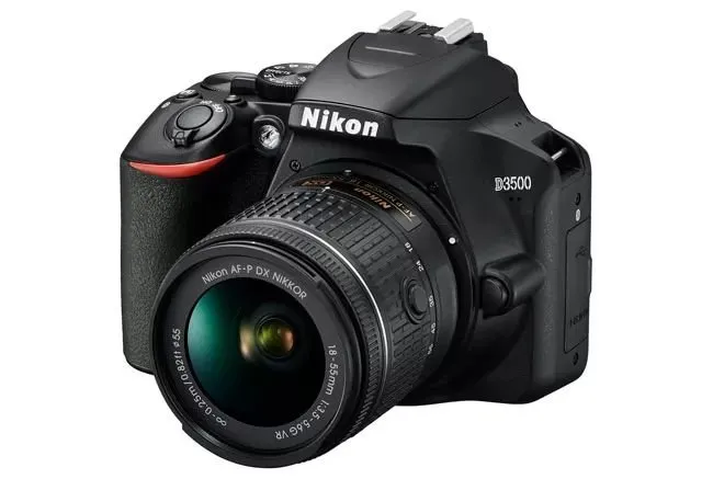 Phụ kiện của máy ảnh DSLR rất phong phú