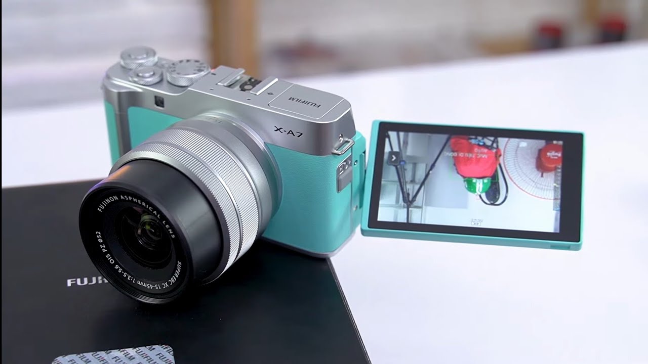 Fujifilm X-A7