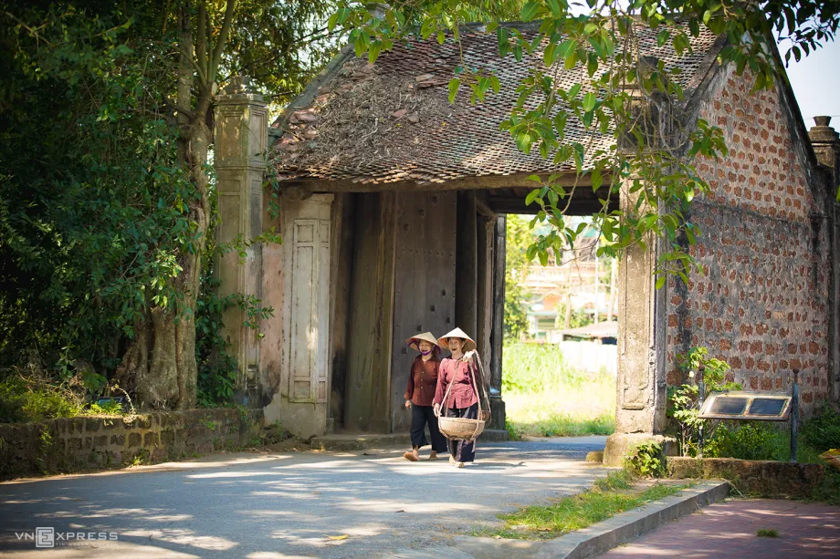 Làng cổ Đường Lâm