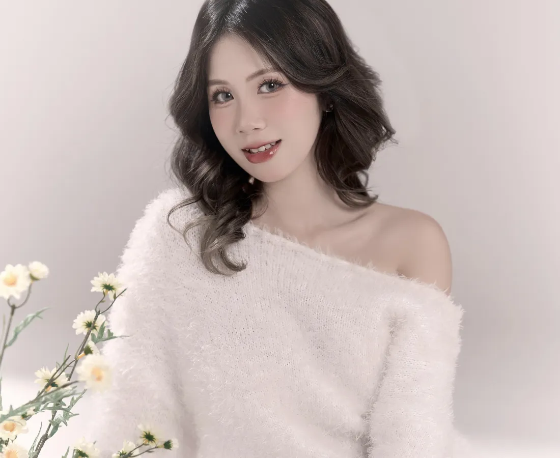 Chụp ảnh chân dung chính diện (Nguồn: Aloha Media)