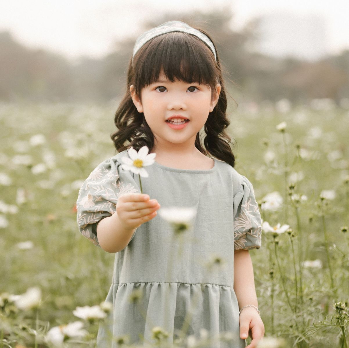 Chụp ảnh bé theo mùa ( Nguồn: Internet)