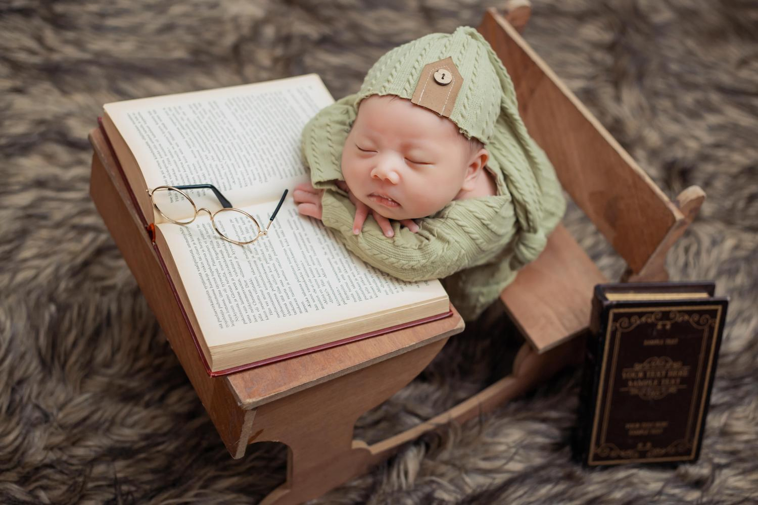 Chụp ảnh em bé: Nên chụp ở đâu và lưu ý gì? (Nguồn: Aloha Baby Studio)