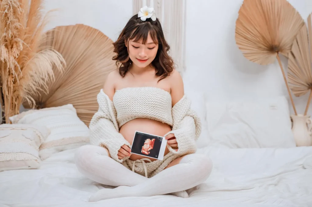 Bầu có được chụp hình không Có nên kiêng chụp ảnh khi mang bầu