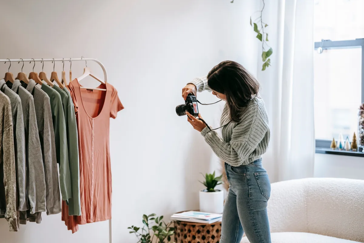Chụp sản phẩm ở nhiều góc khác nhau