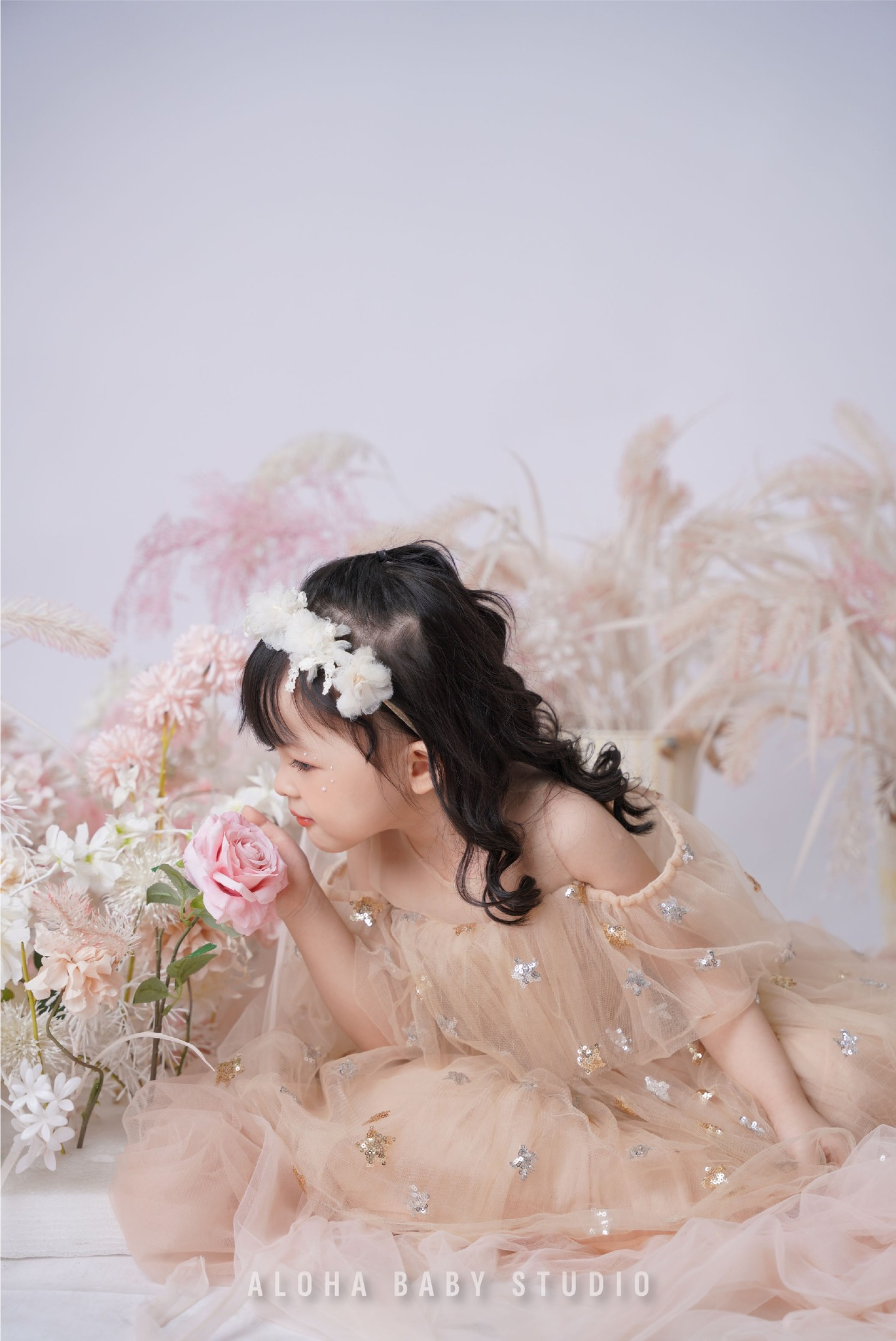 Gợi ý trang phục chụp ảnh bé đẹp ( Nguồn: Aloha Baby Studio )