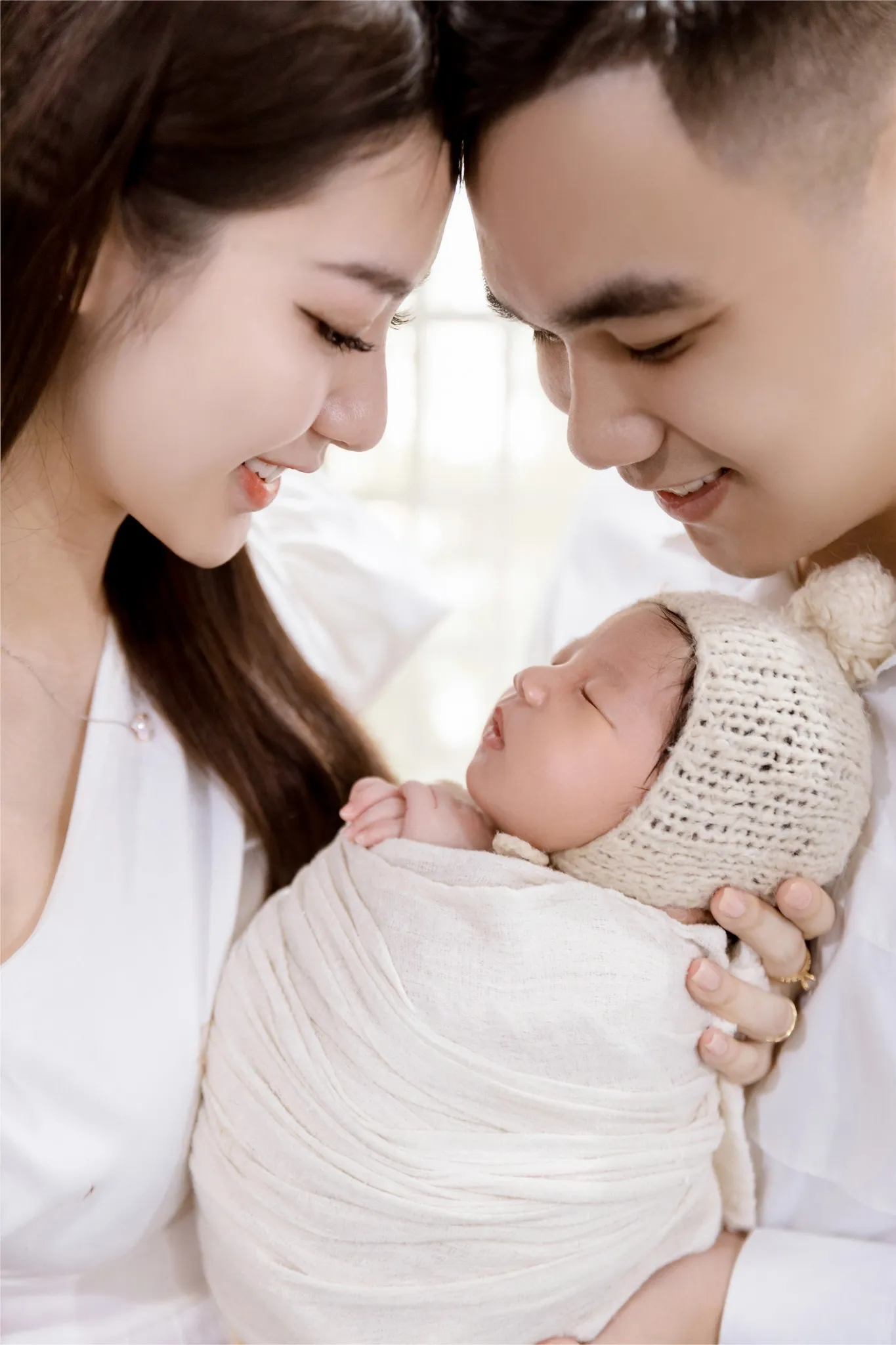 Phong tục đón trẻ sơ sinh về nhà ở Việt Nam