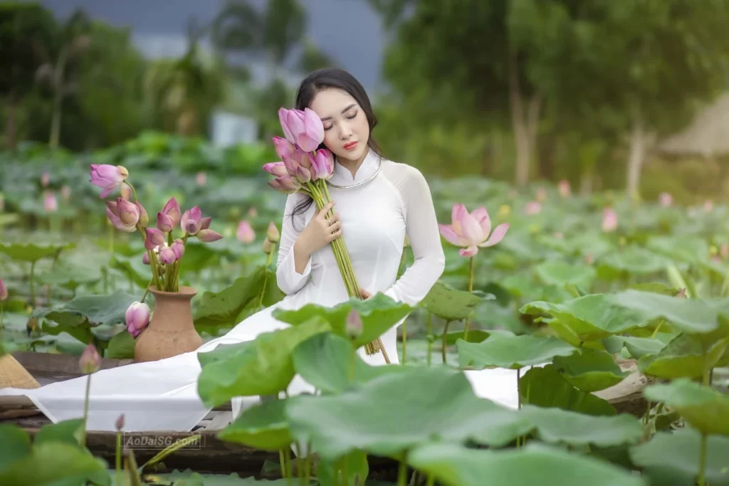 Tổng hợp những concept chụp ảnh áo dài cho phái nữ