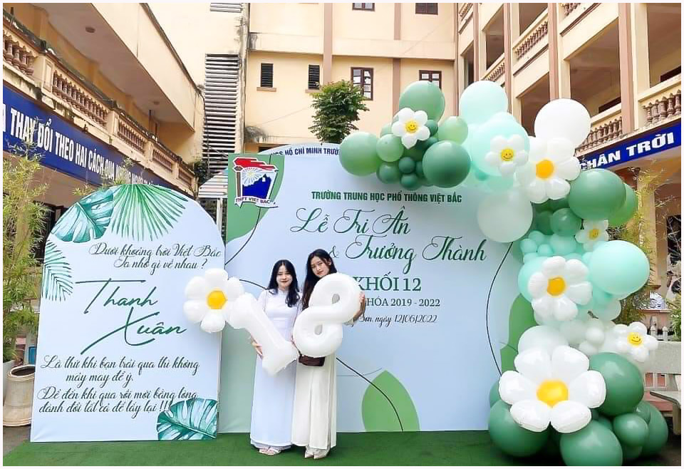 Backdrop trang trí chụp ảnh ngày Nhà giáo