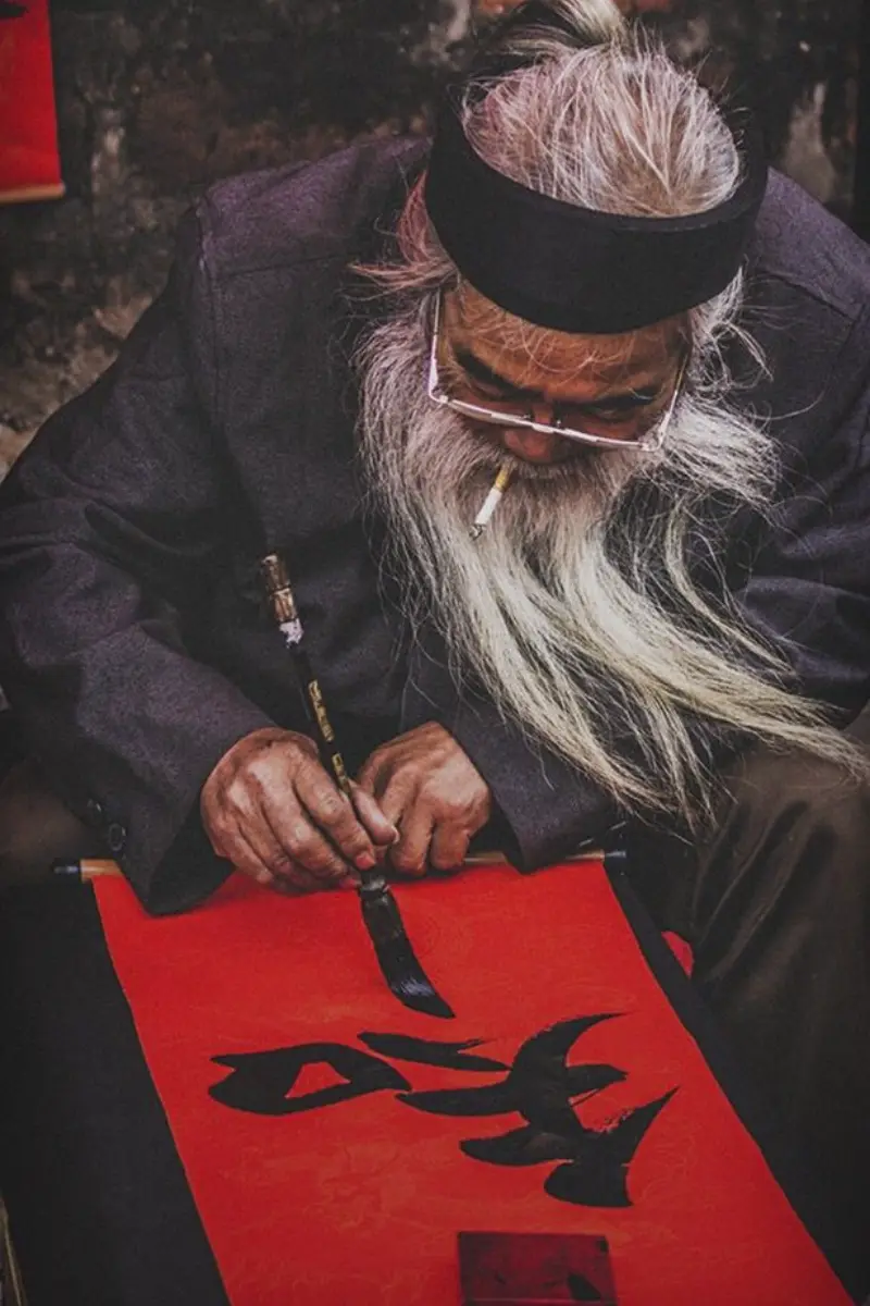 Hình ảnh ông đồ ngay Tết