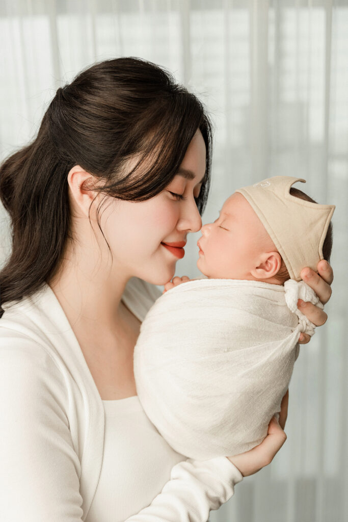 Nữ MC VTV hạnh phúc đón con đầu lòng
