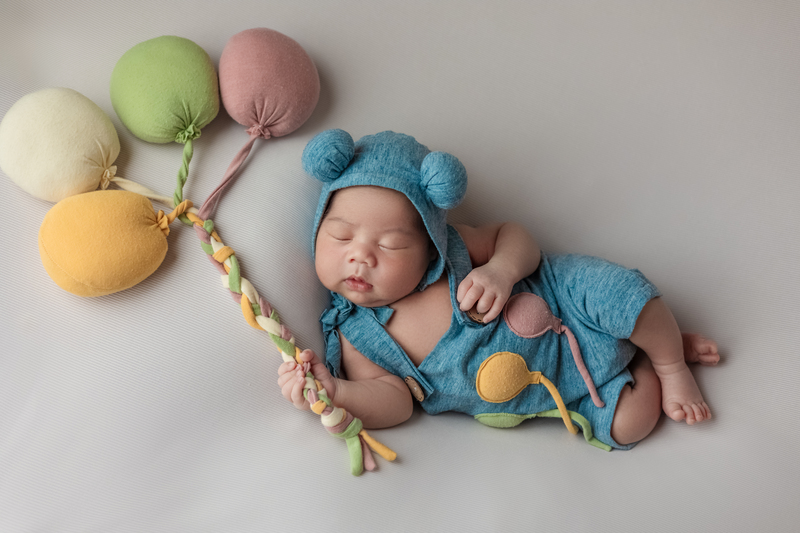 Concept chụp hình newborn Flying bear