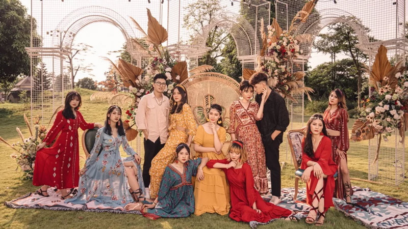 6 Concept chụp ảnh họp lớp độc đáo và ấn tượng không thể bỏ qua!