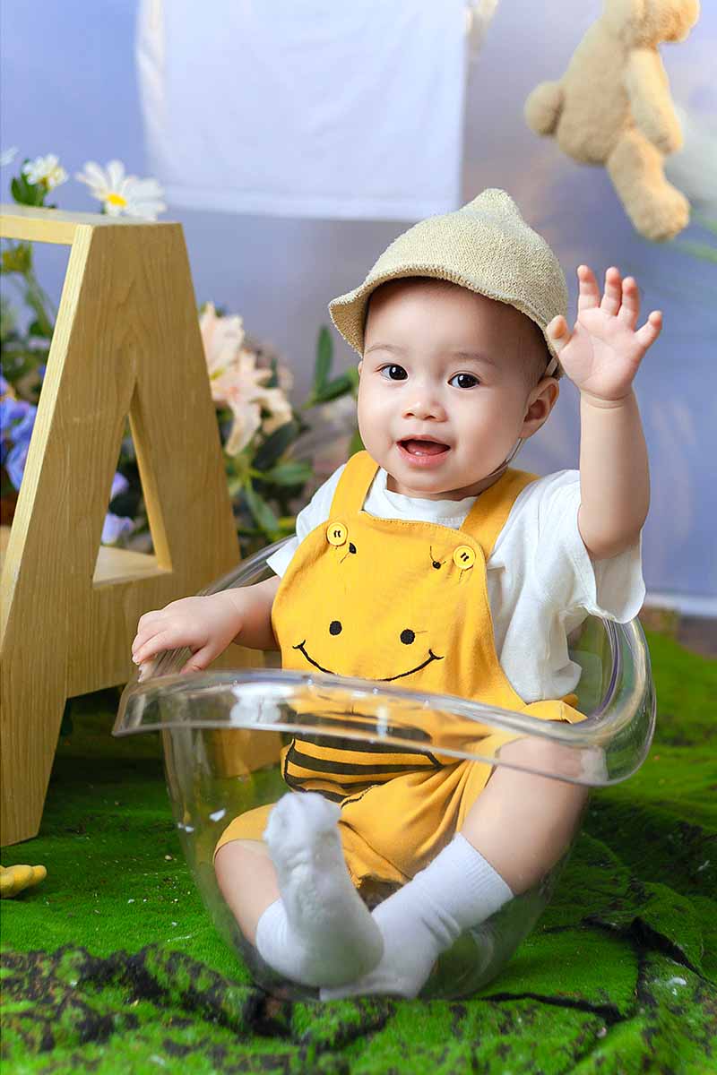 Hướng dẫn lựa chọn studio chụp hình thôi nôi cho bé ở Hà Nội chuyên nghiệp