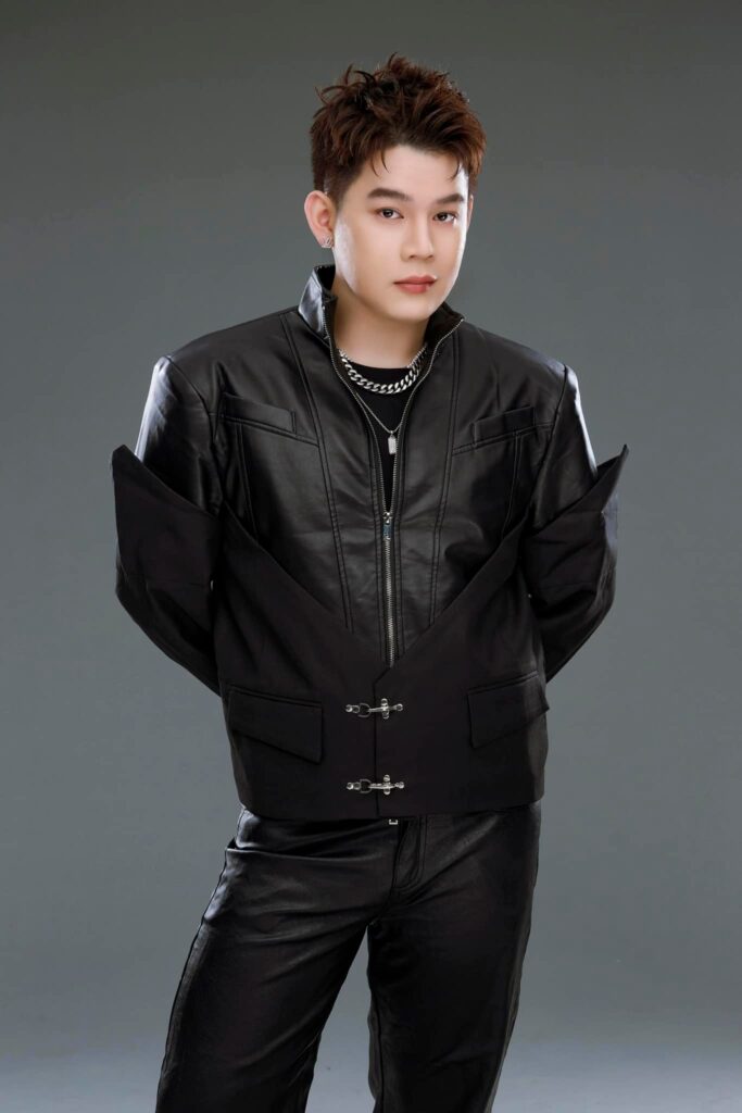 Long Chun là ai