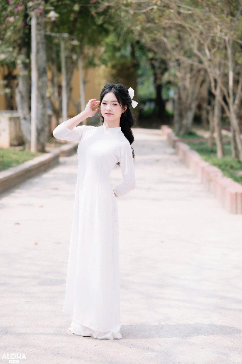 Địa điểm chụp ảnh áo dài kỷ yếu đẹp "quên lối về" tại Hải Dương