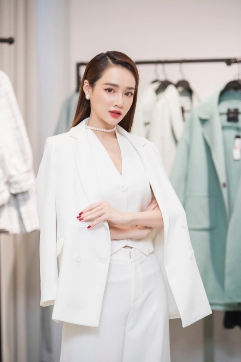 Các phong cách chụp ảnh beauty doanh nhân hot hiện nay