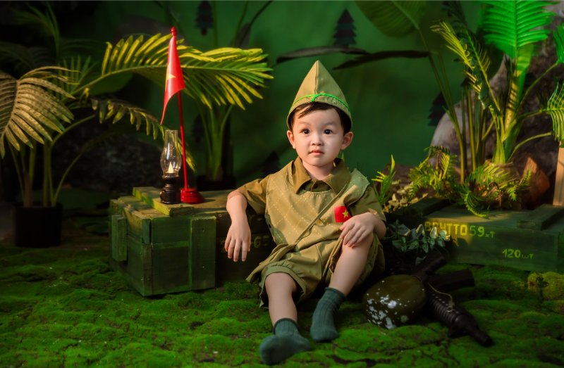 Chụp hình thôi nôi ngày 2-9 cho bé