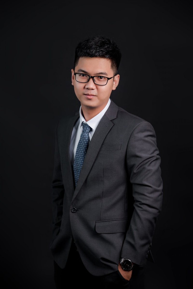 Gợi ý cách chụp ảnh doanh nhân nam đẹp