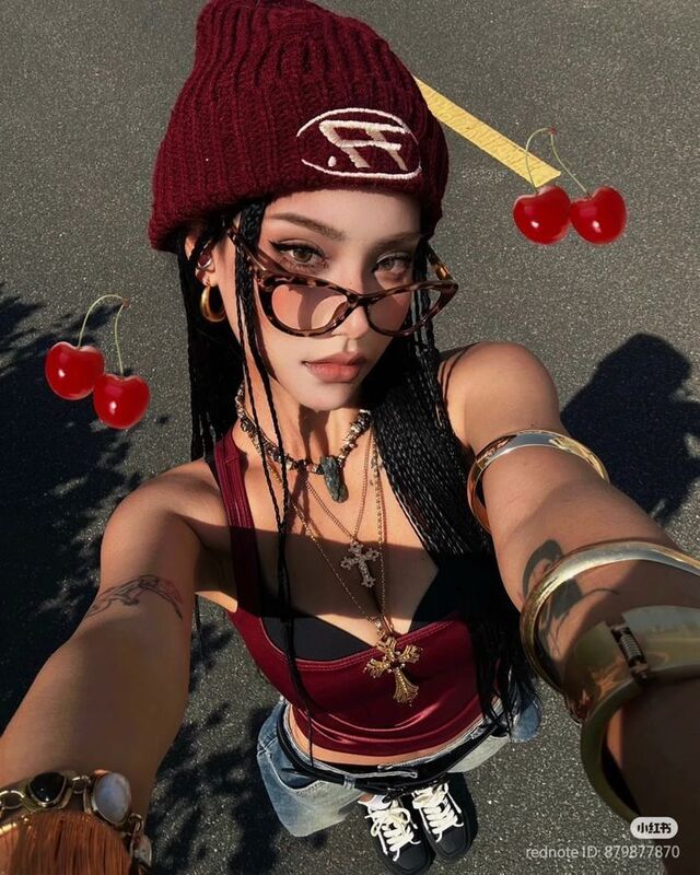 Ảnh selfie mùa hè năng động