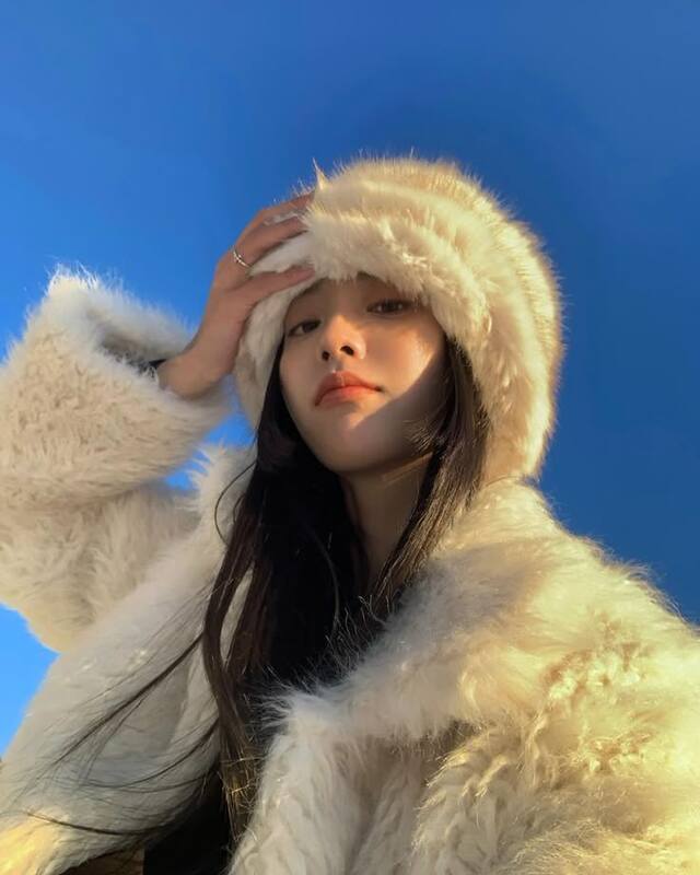 Cách chụp ảnh selfie đẹp bằng điện thoại