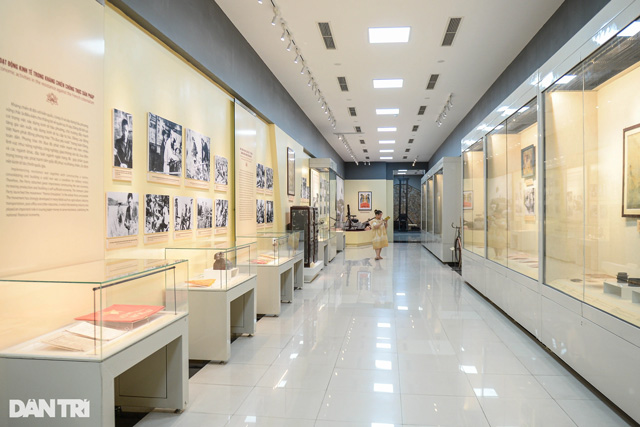 Hình ảnh cách mạng tháng 8 năm 1945 được lưu giữ tại Bảo tàng Lịch sử (nguồn ảnh: Dân Trí)