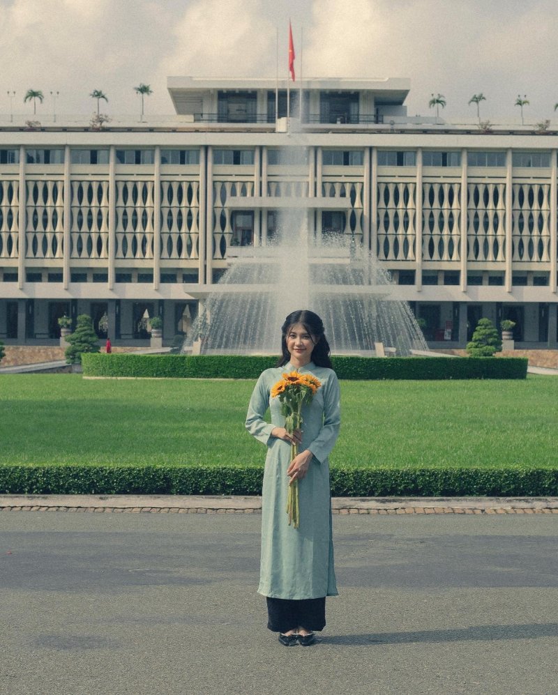 Địa điểm chụp áo dài đẹp ở Sài Gòn ( Nguồn ảnh: Sưu tầm )