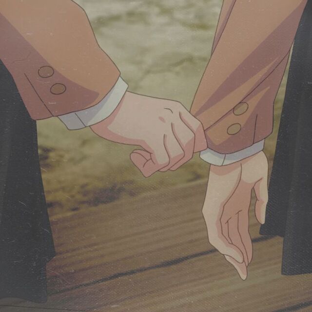 Hình ảnh nắm tay anime độc đáo và hình đôi tay lãng mạn