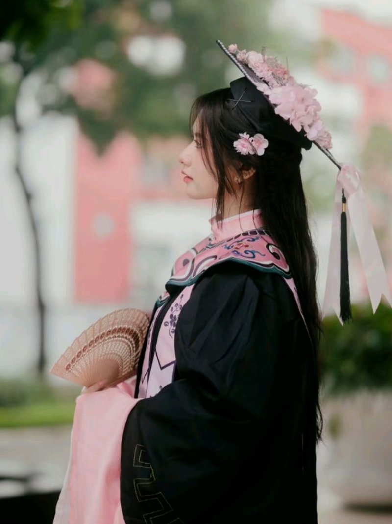 Các loại mũ tốt nghiệp phổ biến ( Nguồn ảnh: Sưu tầm )