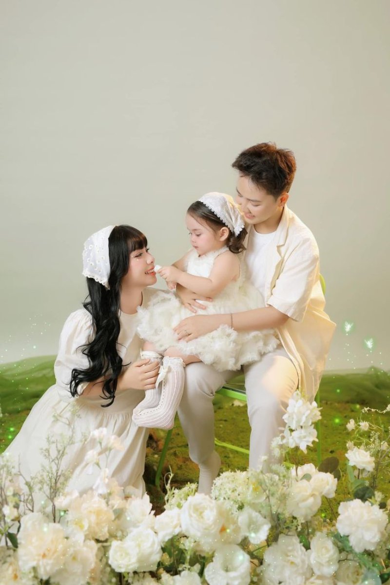 Chuẩn bị trang phục ( Nguồn ảnh: Sưu tầm )