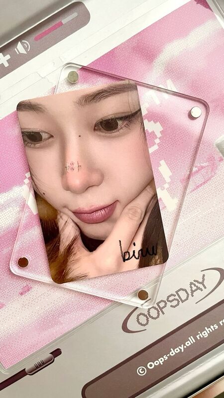 Ảnh thẻ idol Kpop fanmade thiết kế cực chất