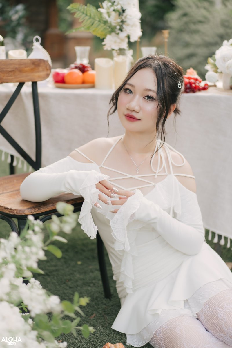 Váy phối lưới thu hút mọi ánh nhìn ( Nguồn ảnh: Sưu tầm )