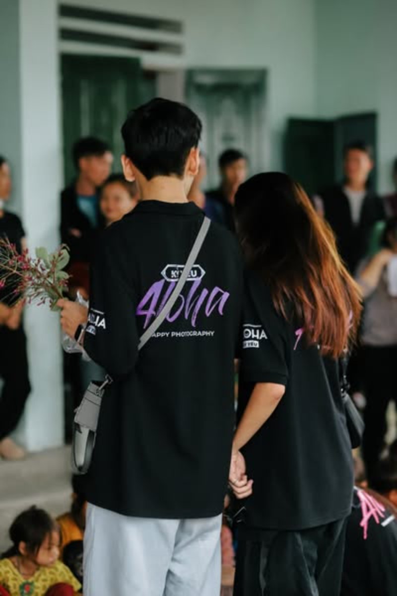 Đội ngũ nhiếp ảnh chuyên nghiệp ( Nguồn ảnh: Sưu tầm )