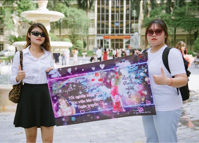 Ảnh Banner Tốt Nghiệp Độc Đáo mới nhất ( Nguồn ảnh: Sưu tầm )