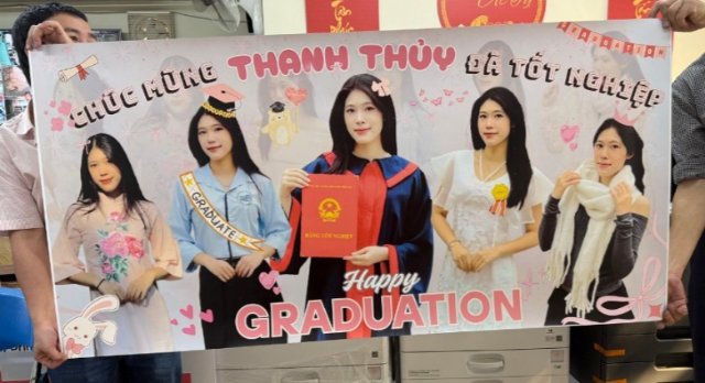 Banner Tốt Nghiệp Hài Hước ( Nguồn ảnh: Sưu tầm )