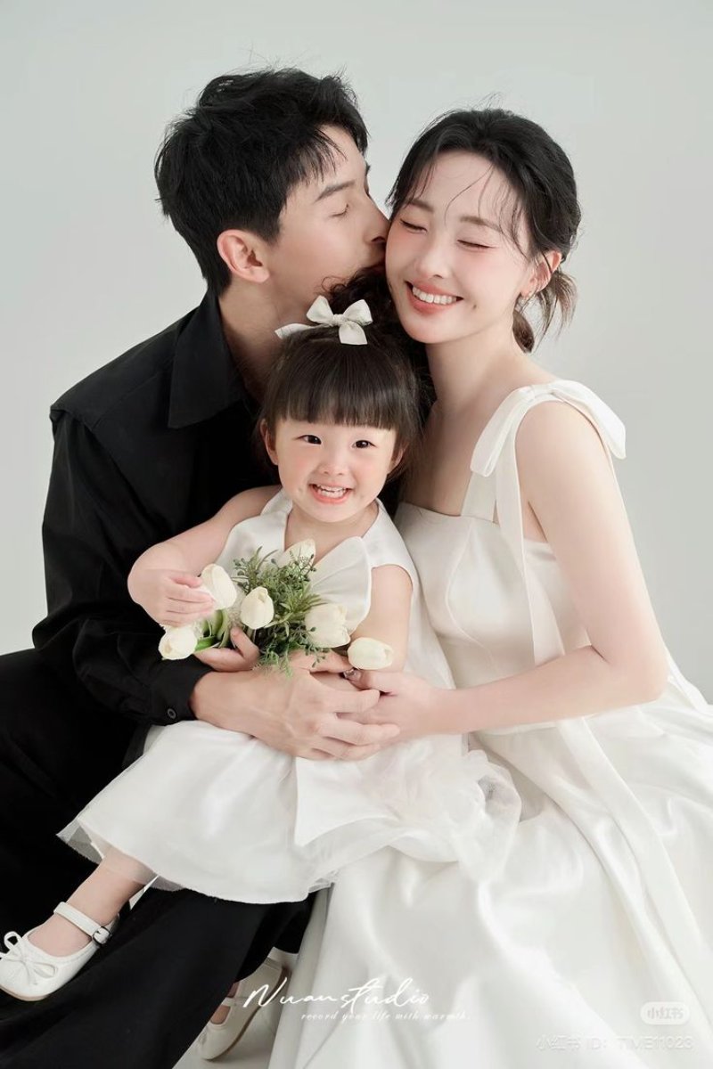 Đặt lịch và lựa chọn địa điểm chụp ảnh ( Nguồn ảnh: Sưu tầm )