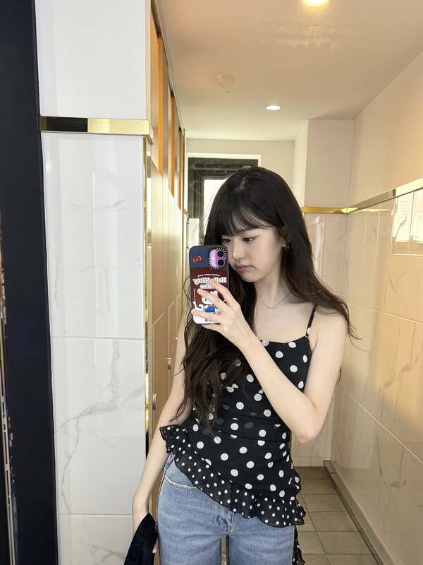 Hình idol Kpop nữ phong cách đời thường, hậu trường
