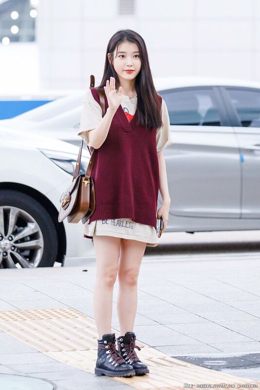 Hình ảnh idol Hàn Quốc vi vu du lịch trong nước và quốc tế