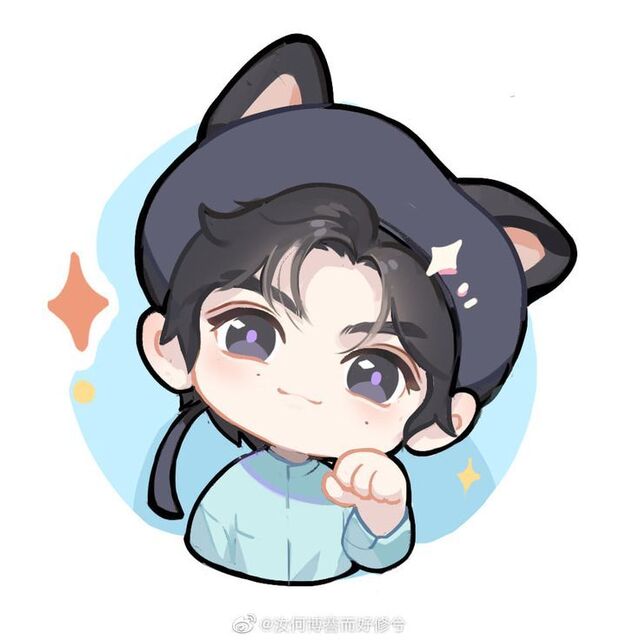 Chibi bé trai mặc đồ thú cưng ngộ nghĩnh