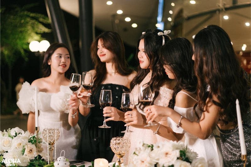 Váy trễ vai Party Night ( Nguồn ảnh: Sưu tầm )