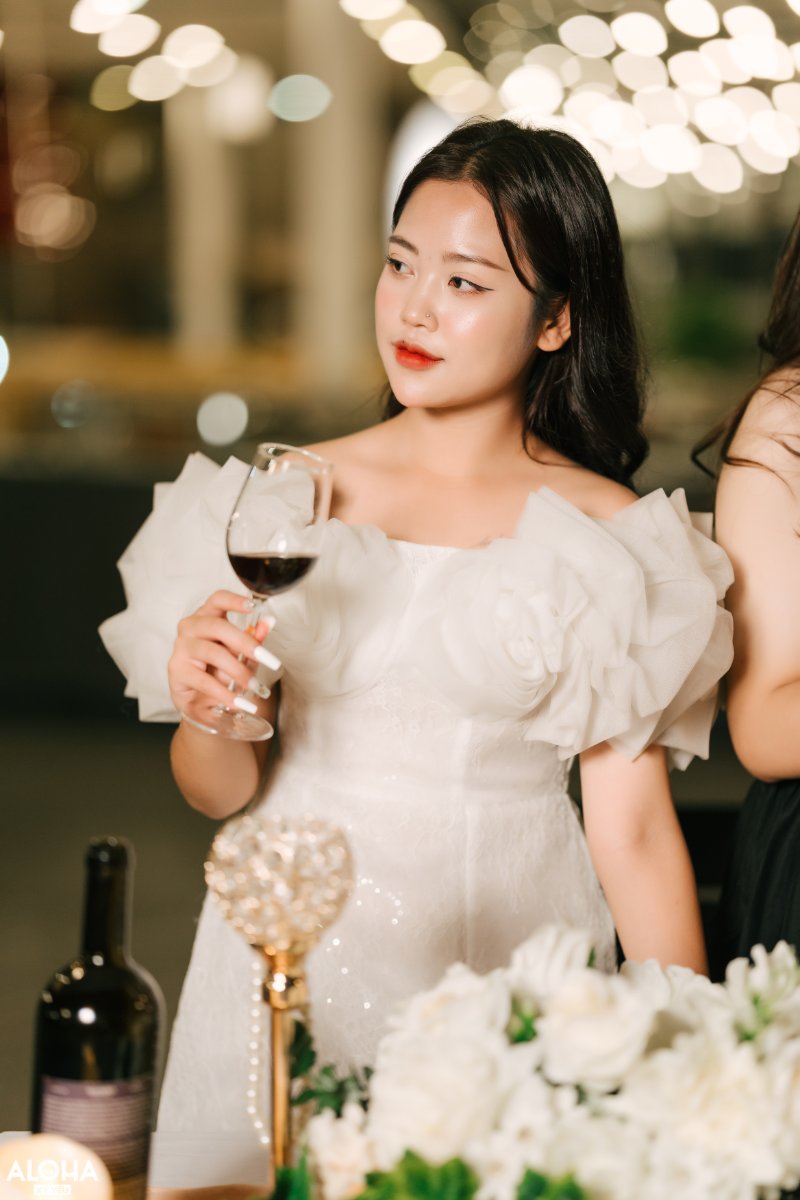 Cách để lựa chọn đơn vị chụp kỷ yếu Concept Party Night uy tín? ( Nguồn ảnh: Sưu tầm )
