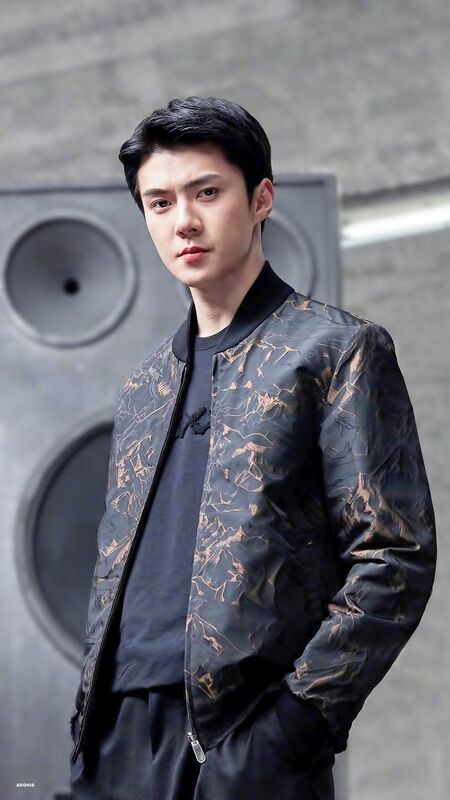 Ảnh idol Kpop nam điển trai, cuốn hút