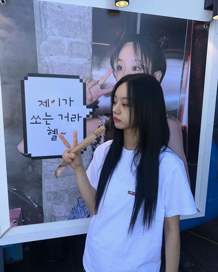 Ảnh idol Kpop nữ xinh xắn hậu trường