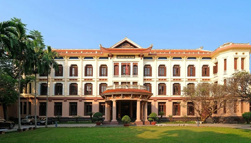 Bảo tàng Mỹ thuật Việt Nam - Hà Nội ( nguồn ảnh: sưu tầm )