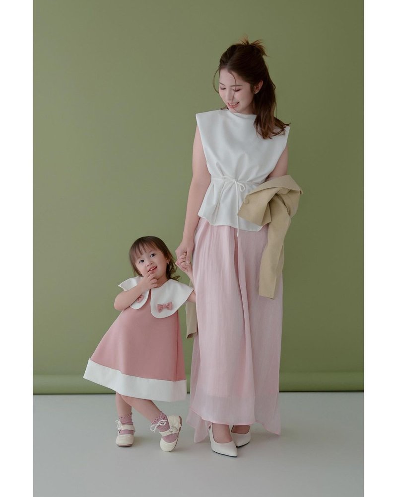 Chụp ảnh mẹ con trong studio, phim trường