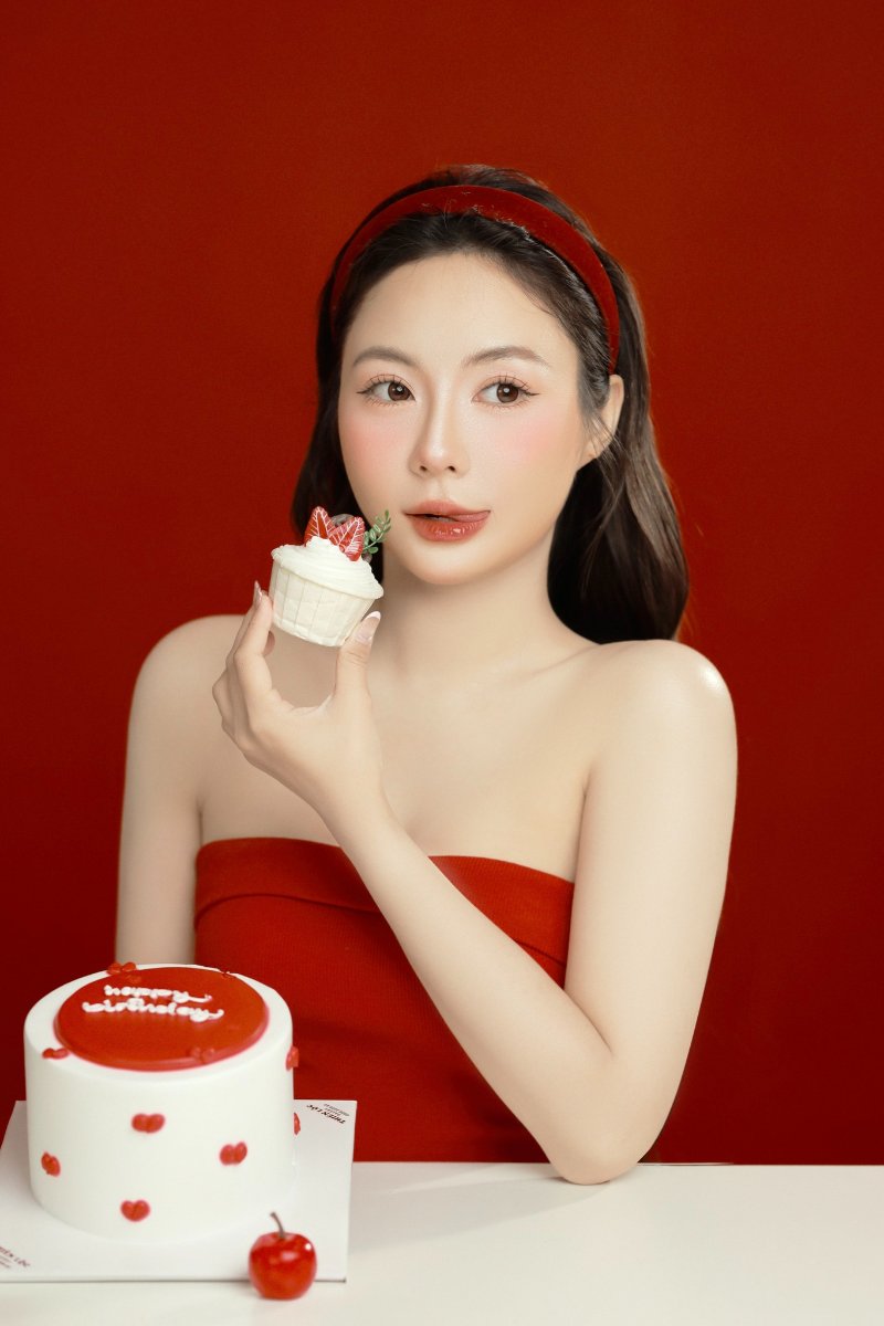 Chụp ảnh với đồ ăn