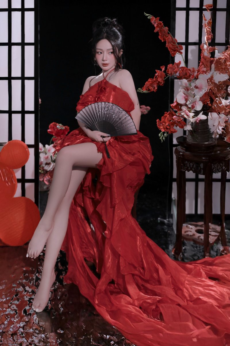 Chụp ảnh Trung thu phong cách Trung Hoa cùng quạt giấy
