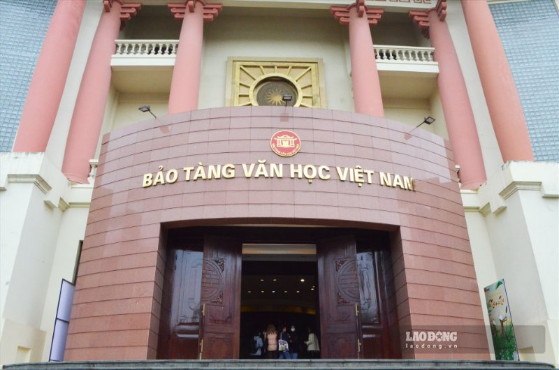 Bảo Tàng Văn Học Việt Nam ( nguồn ảnh: sưu tầm )