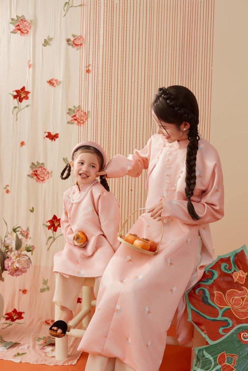 Gợi ý trang phục cho mẹ và bé