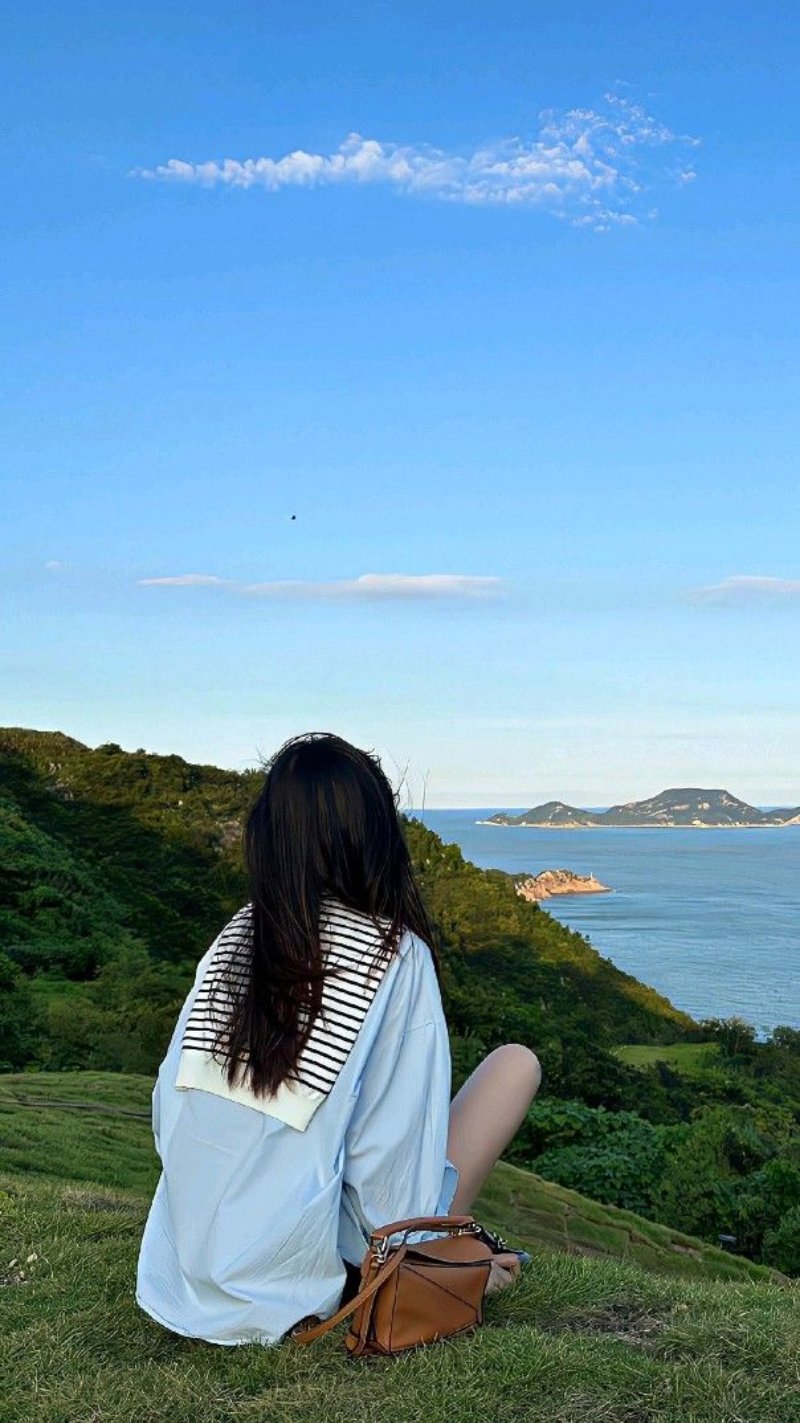 Không bận tâm ống kính camera (chụp candid)